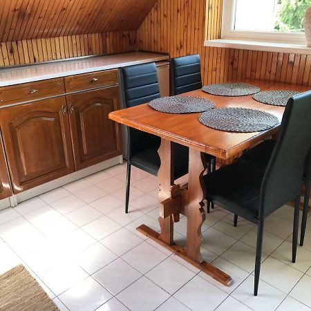 Rozsavoelgy Apartman Балатонлелле Экстерьер фото