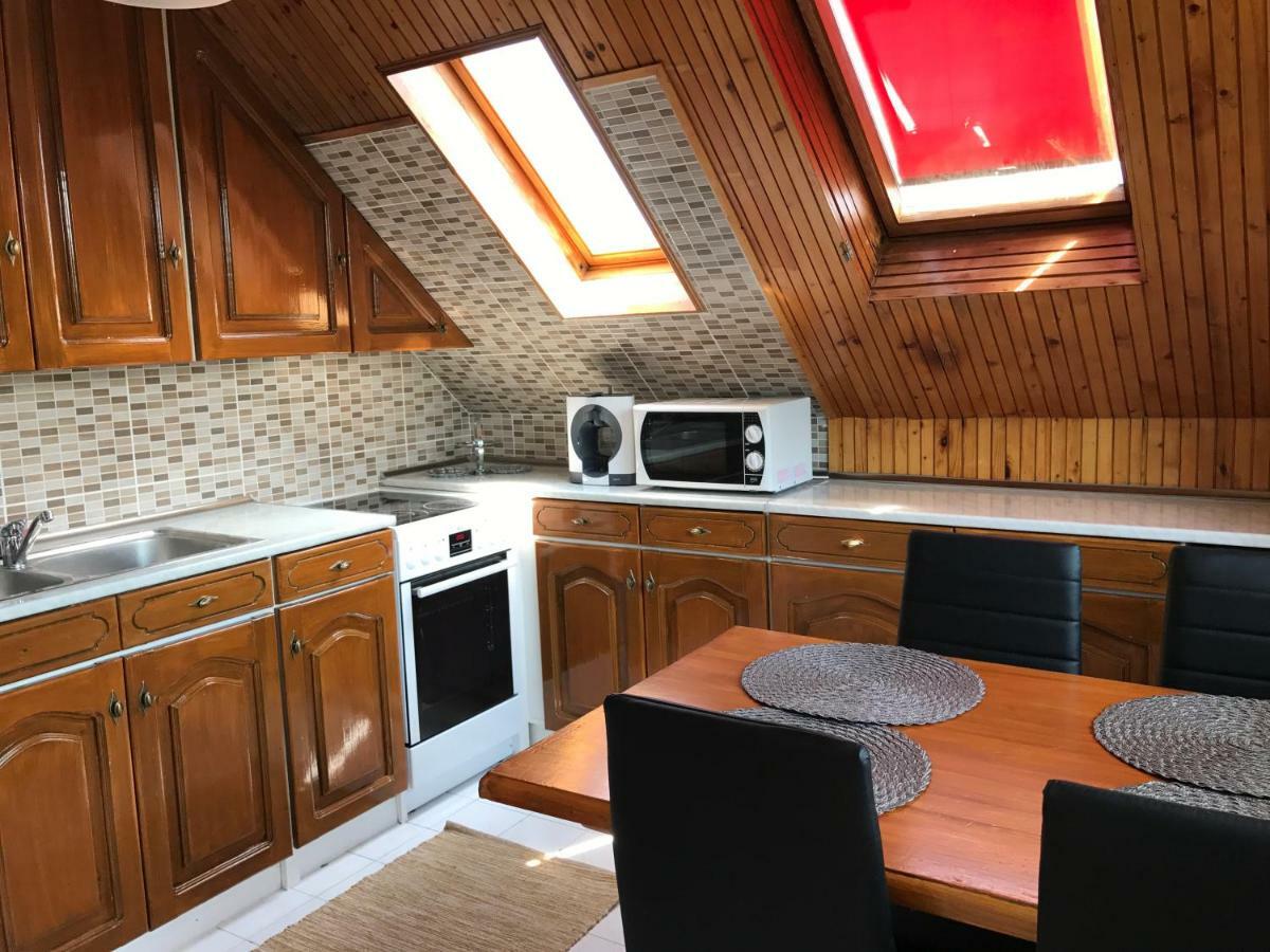 Rozsavoelgy Apartman Балатонлелле Экстерьер фото